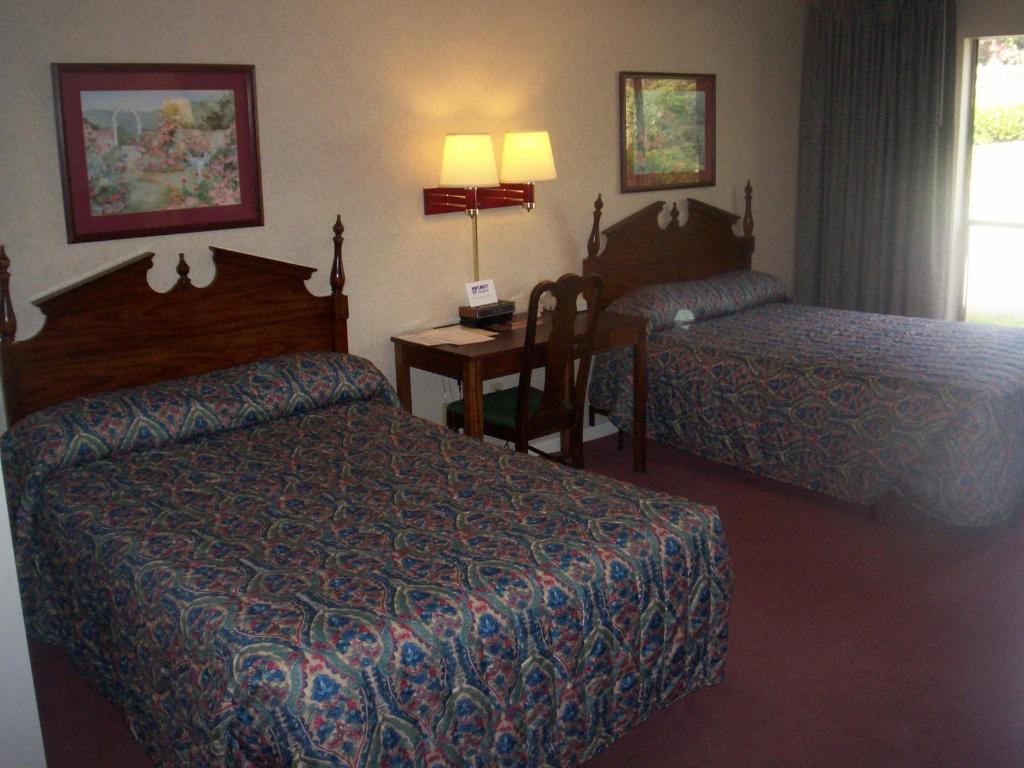 Rime Garden Inn & Suites Irondale Стая снимка