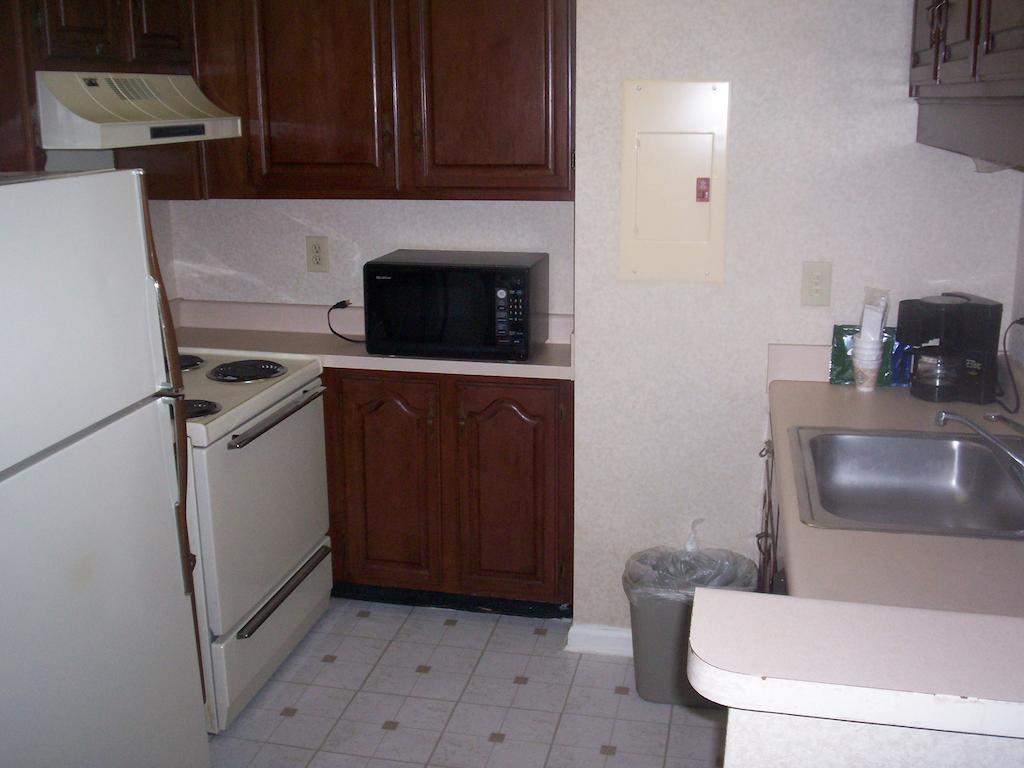 Rime Garden Inn & Suites Irondale Екстериор снимка